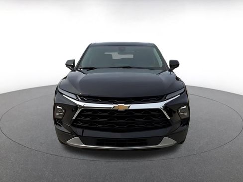 Used 2025 Chevrolet Blazer LT FWD image 4