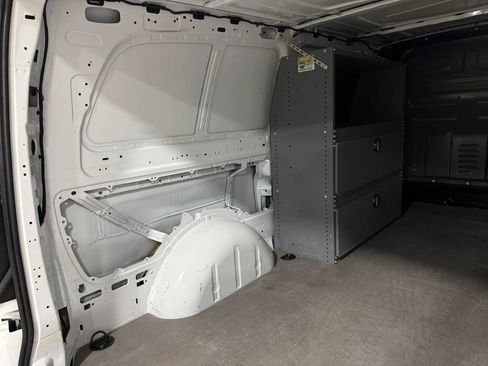 Used 2021 Mercedes-Benz Metris image 25