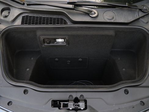 Used 2021 Lamborghini Huracan EVO image 21