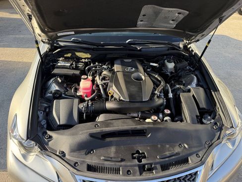 Used 2016 Lexus IS 200t w/ F Sport Package RWD image 38