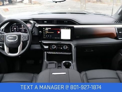 New 2026 GMC Sierra 2500 Denali w/ Denali Reserve Package image 18