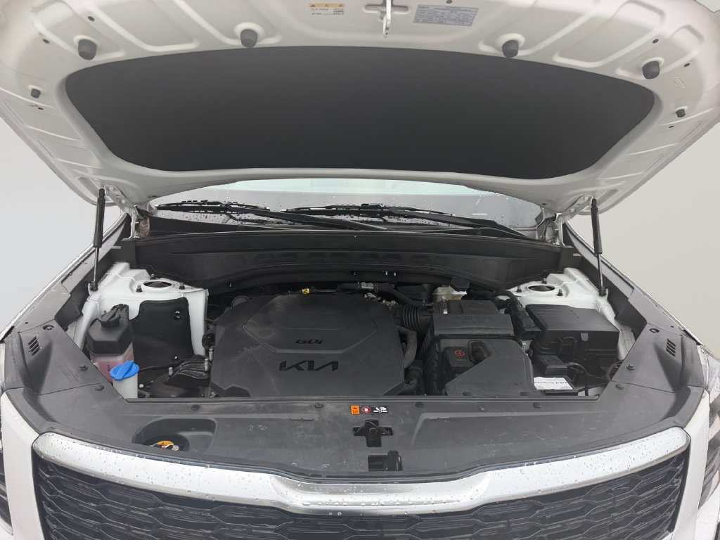 Certified 2022 Kia Telluride EX w/ EX Premium Package FWD image 19