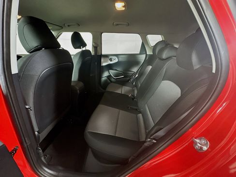 Used 2025 Kia Soul LX w/ LX Technology Package image 26