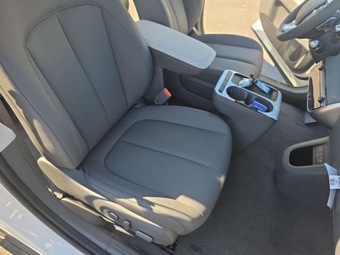 New 2026 Hyundai Ioniq 5 SEL image 18