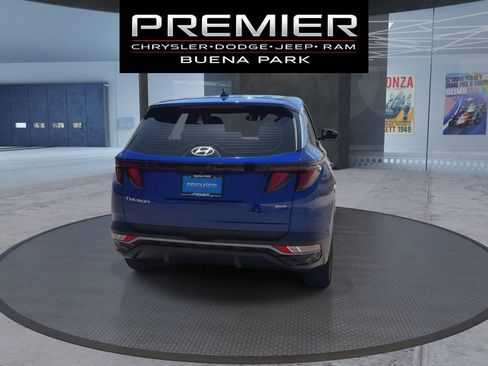 Used 2022 Hyundai Tucson SE w/ Cargo Package AWD/4WD image 7