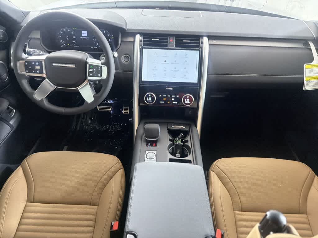 New 2026 Land Rover Discovery Limited Edition AWD/4WD image 20