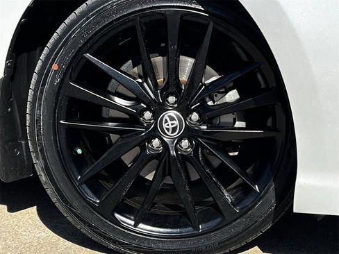 Used 2023 Toyota Camry XSE image 28