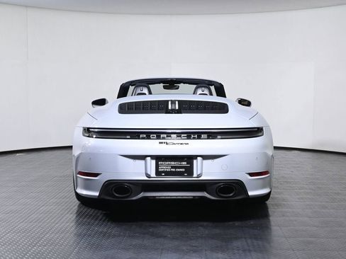 Certified 2026 Porsche 911 Carrera RWD image 6