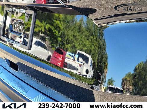 Used 2023 Nissan Rogue SL FWD image 10