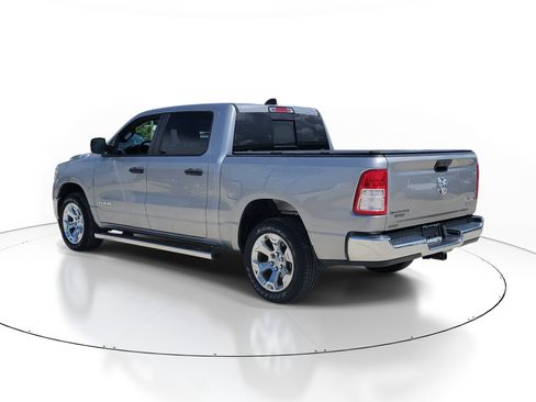 Used 2023 RAM 1500 Big Horn AWD/4WD image 4