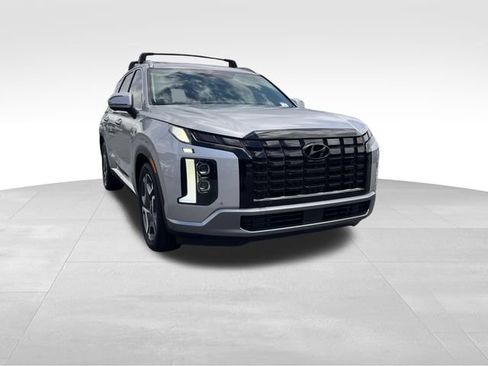 Used 2024 Hyundai Palisade Limited FWD image 7