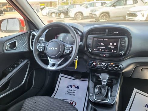 Used 2024 Kia Soul LX w/ Option Group 015 image 15