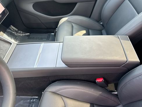 Used 2026 Tesla Model Y Long Range RWD image 20