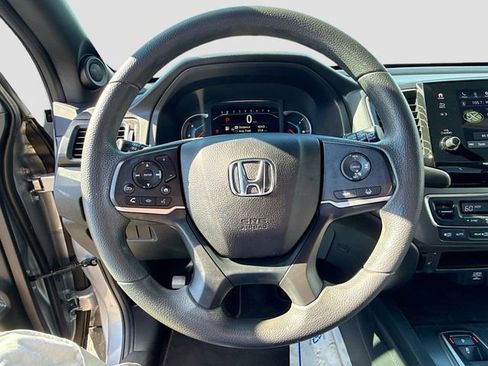 Used 2022 Honda Pilot Sport image 11