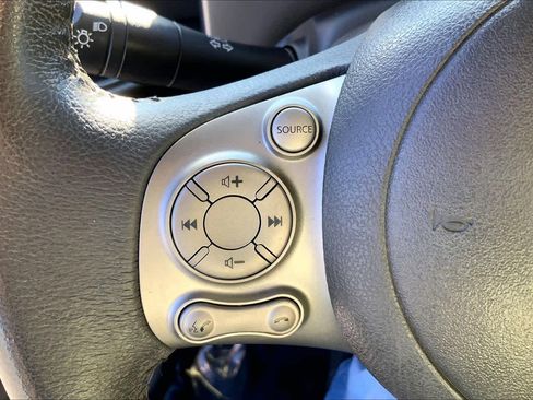 Used 2013 Nissan Cube 1.8 SL w/ SL Preferred Pkg image 22