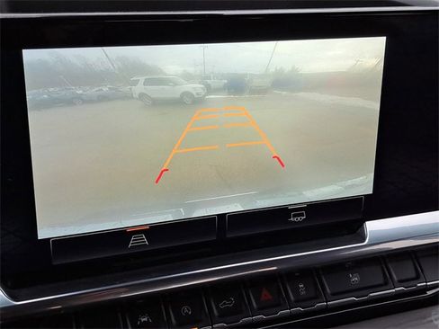 Used 2025 GMC Sierra 1500 SLT image 14