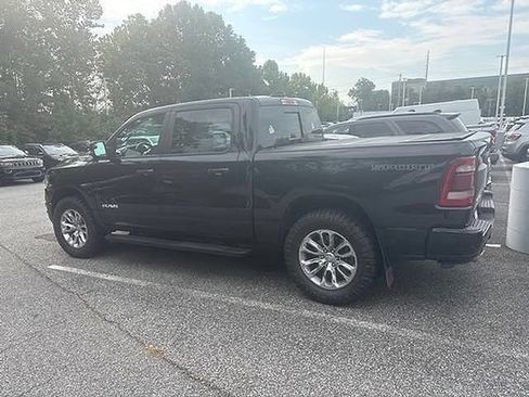 Used 2023 RAM 1500 Laramie AWD/4WD image 17