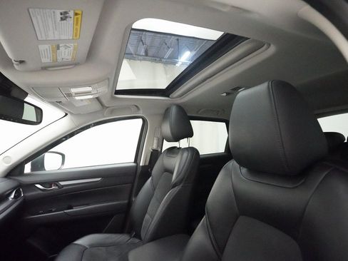 Used 2018 MAZDA CX-5 Touring image 32