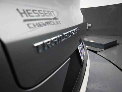 Certified 2023 Chevrolet TrailBlazer LT w/ Convenience Package FWD image 34