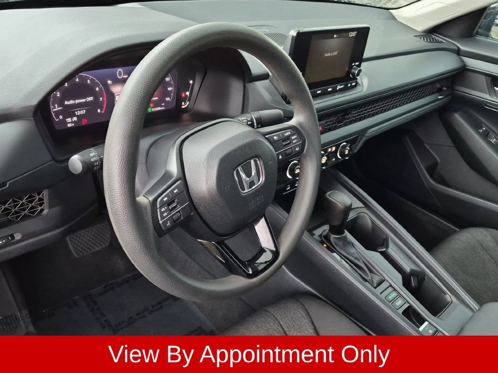 Used 2025 Honda Accord LX image 11
