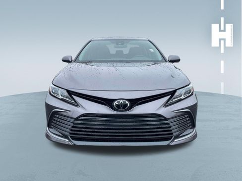 Used 2024 Toyota Camry LE w/ Convenience Package FWD image 2