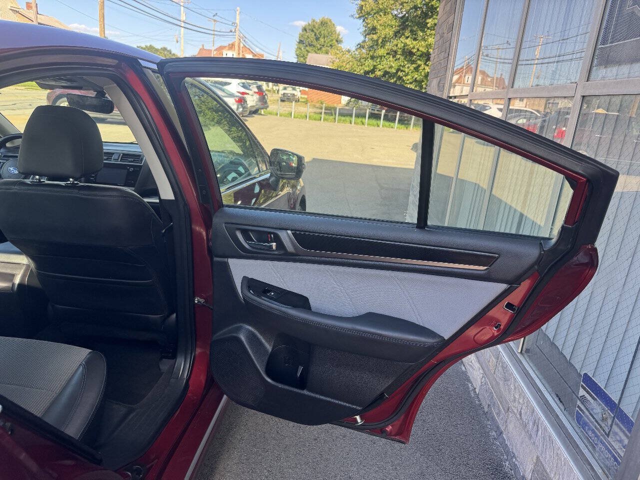 Used 2017 Subaru Legacy 2.5i Sport AWD/4WD image 15