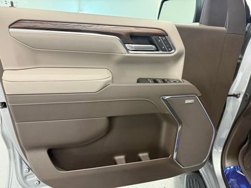 New 2026 GMC Sierra 1500 SLT w/ SLT Premium Plus Package image 13