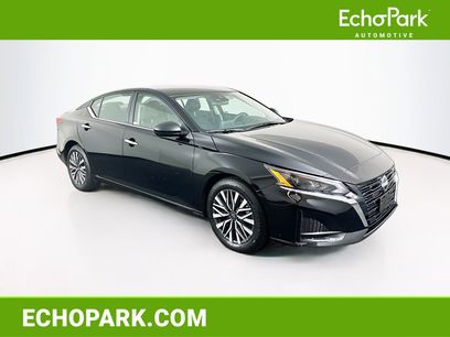 Used 2025 Nissan Altima 2.5 SV