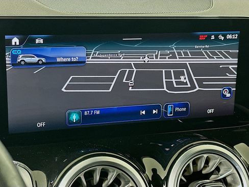 Used 2024 Mercedes-Benz EQB 250+ image 22