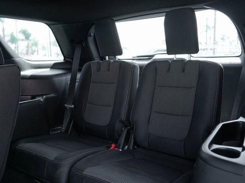 Used 2019 Ford Explorer XLT w/ Equipment Group 201A image 31