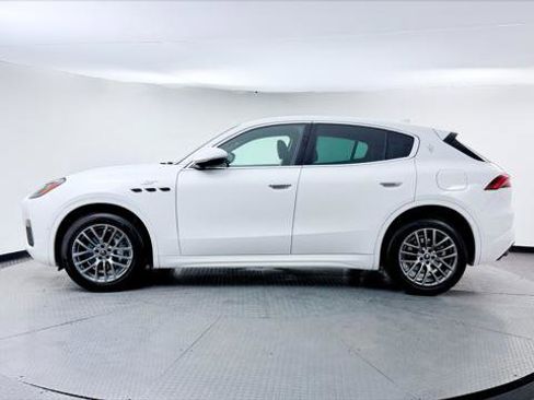 Used 2024 Maserati Grecale GT AWD/4WD image 3
