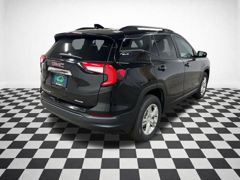 Certified 2023 GMC Terrain SLE w/ Driver Convenience Package AWD/4WD image 9
