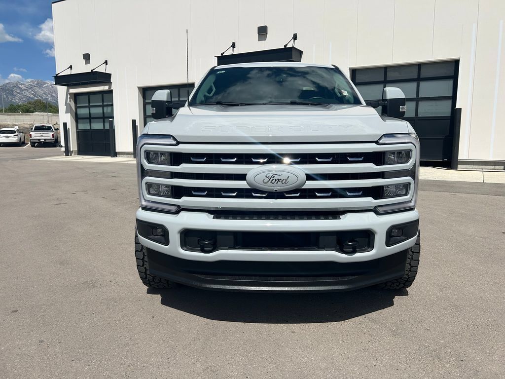 Used 2026 Ford F350 Lariat AWD/4WD image 5