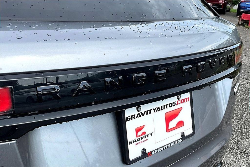 Used 2020 Land Rover Range Rover Velar R-Dynamic S AWD/4WD image 23