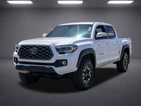 Used 2023 Toyota Tacoma TRD Off-Road AWD/4WD image 8