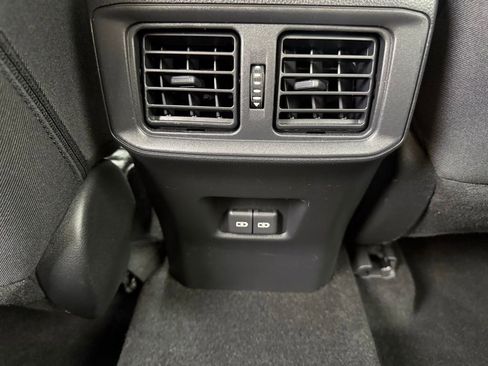 Used 2023 Toyota RAV4 XLE AWD/4WD image 32