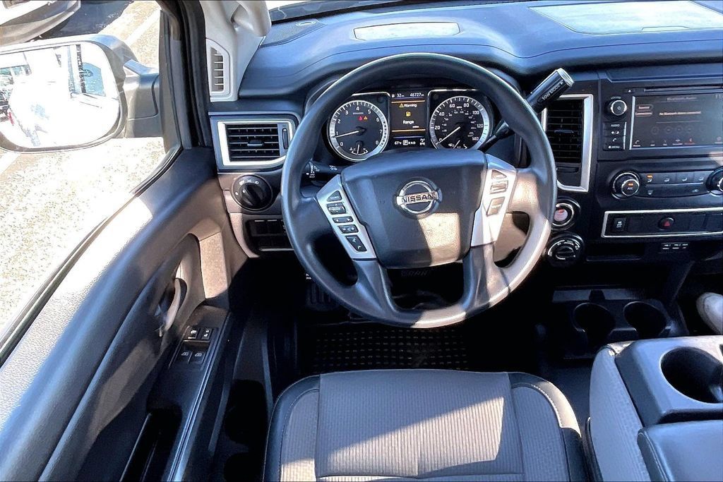 Used 2019 Nissan Titan S w/ S Utility Package AWD/4WD image 4