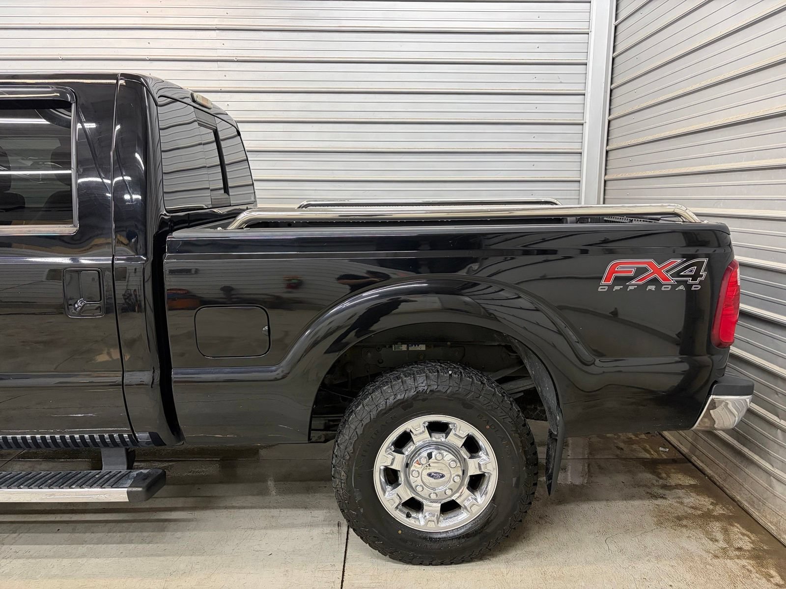 Used 2016 Ford F250 Lariat w/ Lariat Ultimate Package AWD/4WD image 5