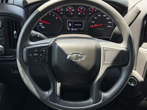 Used 2026 Chevrolet Silverado 1500 Custom Trail Boss AWD/4WD image 18
