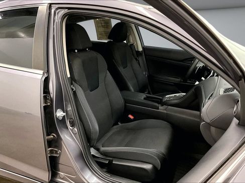 Used 2021 Honda Insight EX image 29