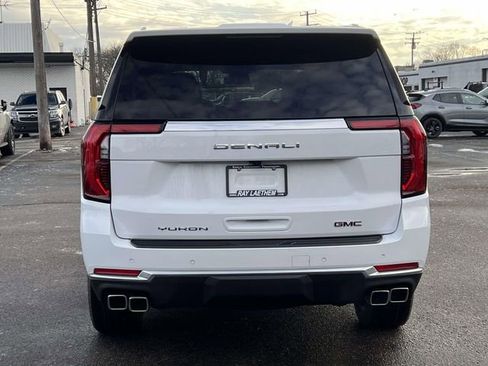 New 2026 GMC Yukon Denali image 4