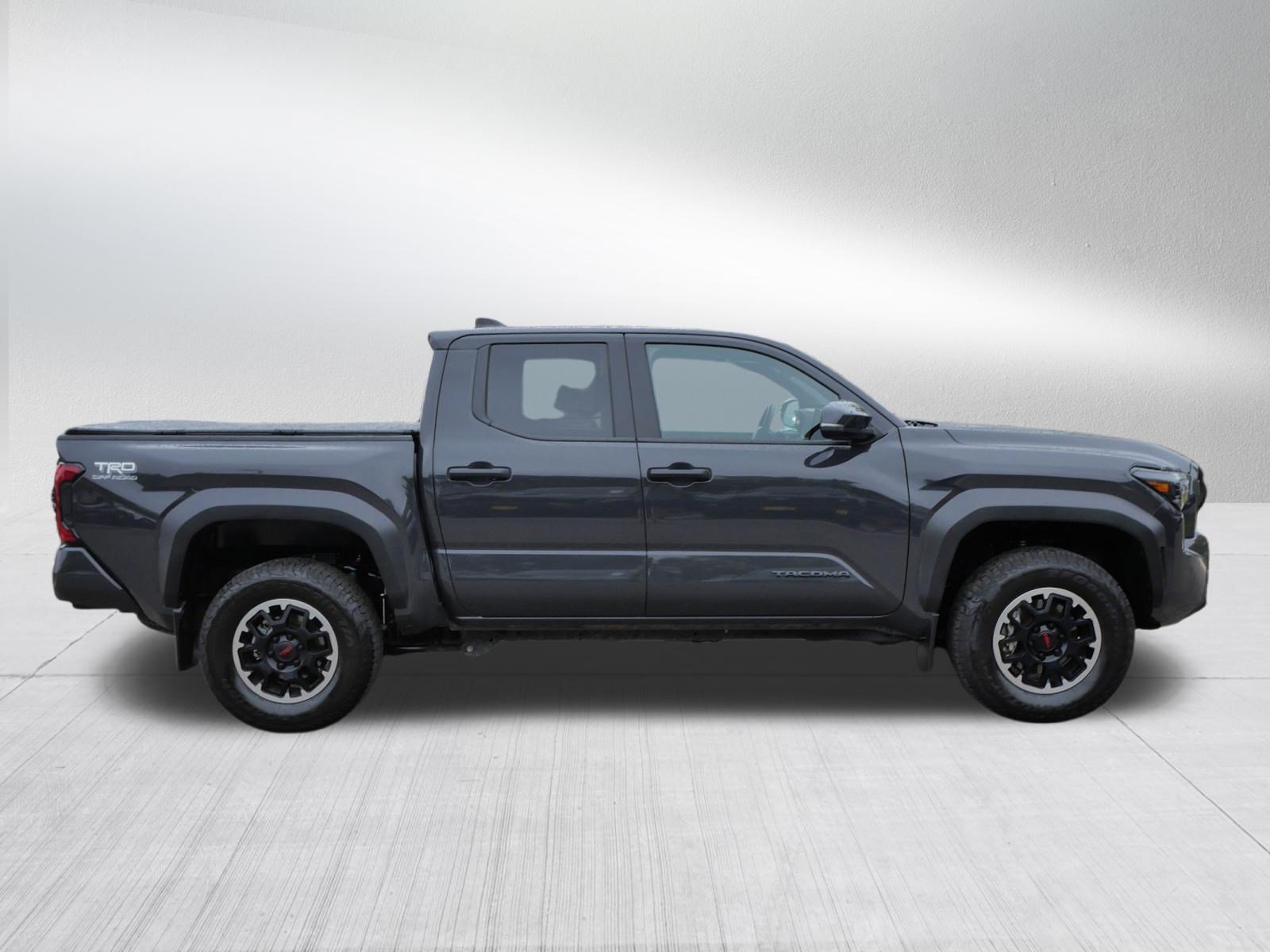 Used 2024 Toyota Tacoma TRD Off-Road w/ TRD Off Road Upgrade Package AWD/4WD image 9