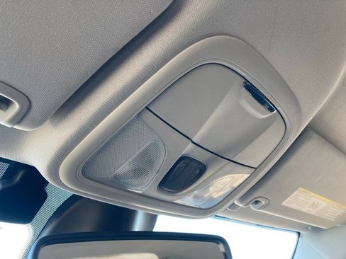 Used 2021 Jeep Cherokee Latitude image 27