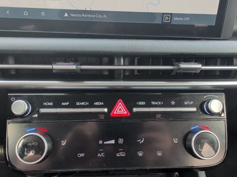 Used 2025 Hyundai Tucson SEL FWD image 24