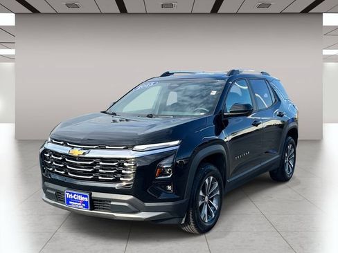Used 2025 Chevrolet Equinox LT w/ Convenience Package II AWD/4WD image 8