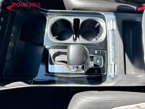 Used 2022 Kia Carnival SX FWD image 24