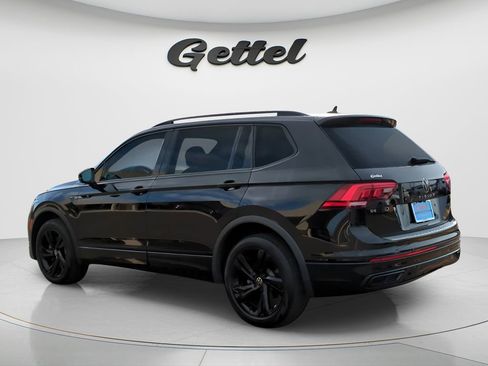 Used 2023 Volkswagen Tiguan SE R-Line image 5