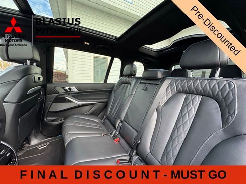 Used 2025 BMW X7 M60i w/ Climate Comfort Package AWD/4WD image 16