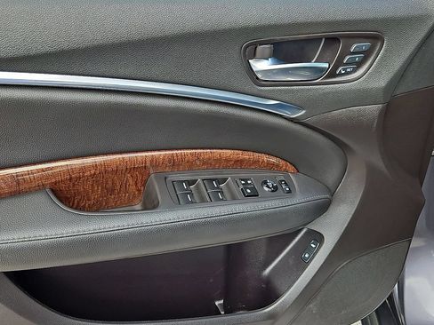Used 2020 Acura MDX FWD image 21