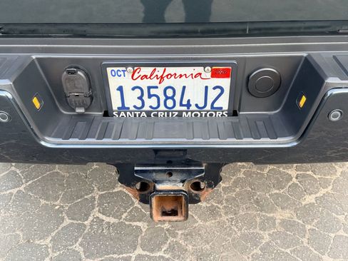 Used 2018 GMC Sierra 2500 Denali w/ Duramax Plus Package image 21